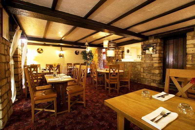 Best Western Compass Inn Tormarton Restaurant foto