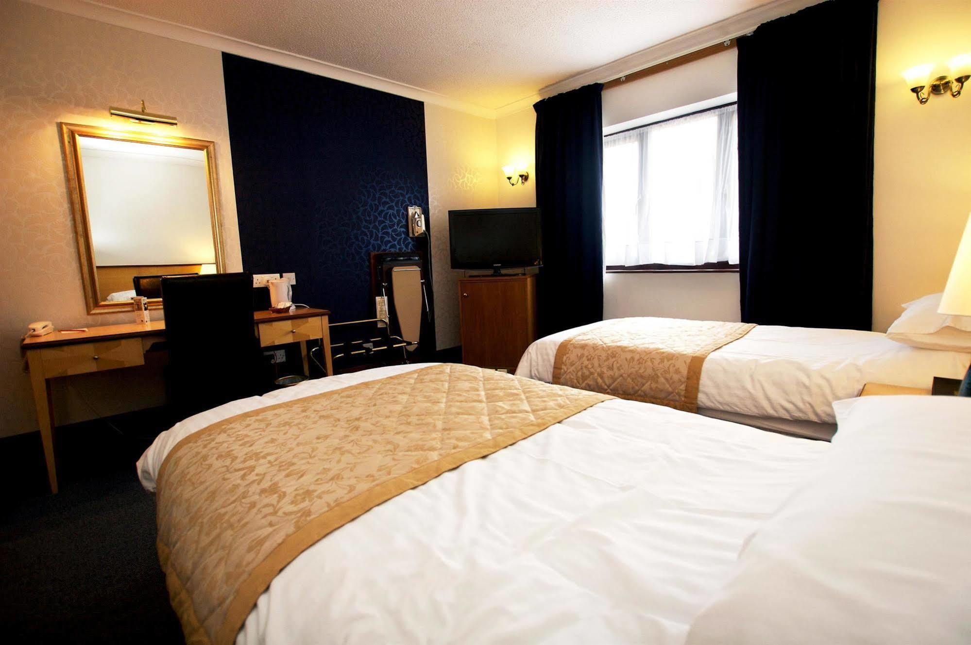 Best Western Compass Inn Tormarton Zimmer foto