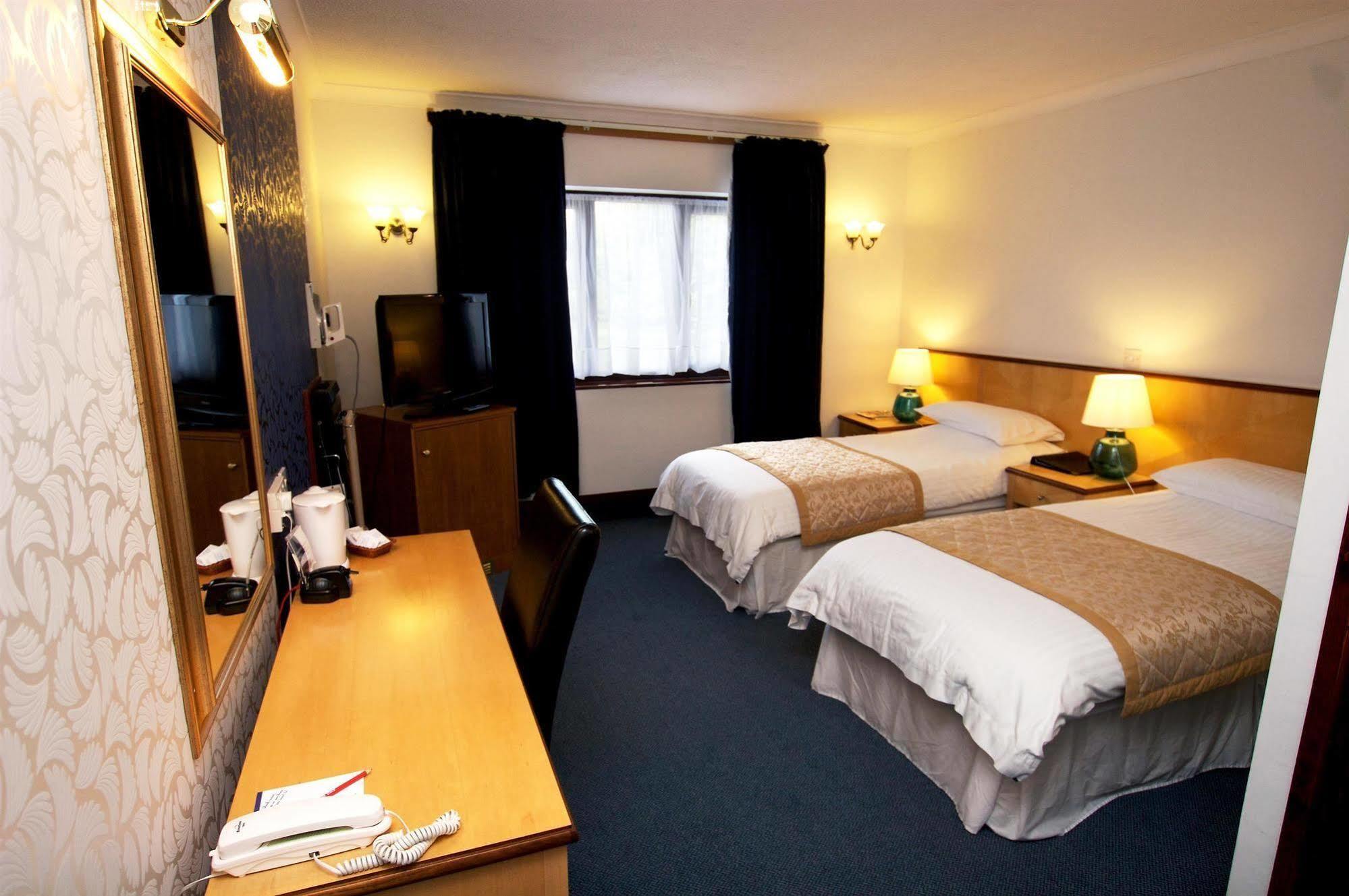 Best Western Compass Inn Tormarton Zimmer foto