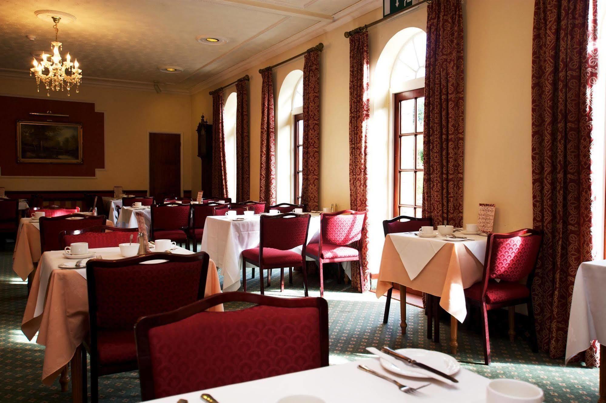 Best Western Compass Inn Tormarton Restaurant foto